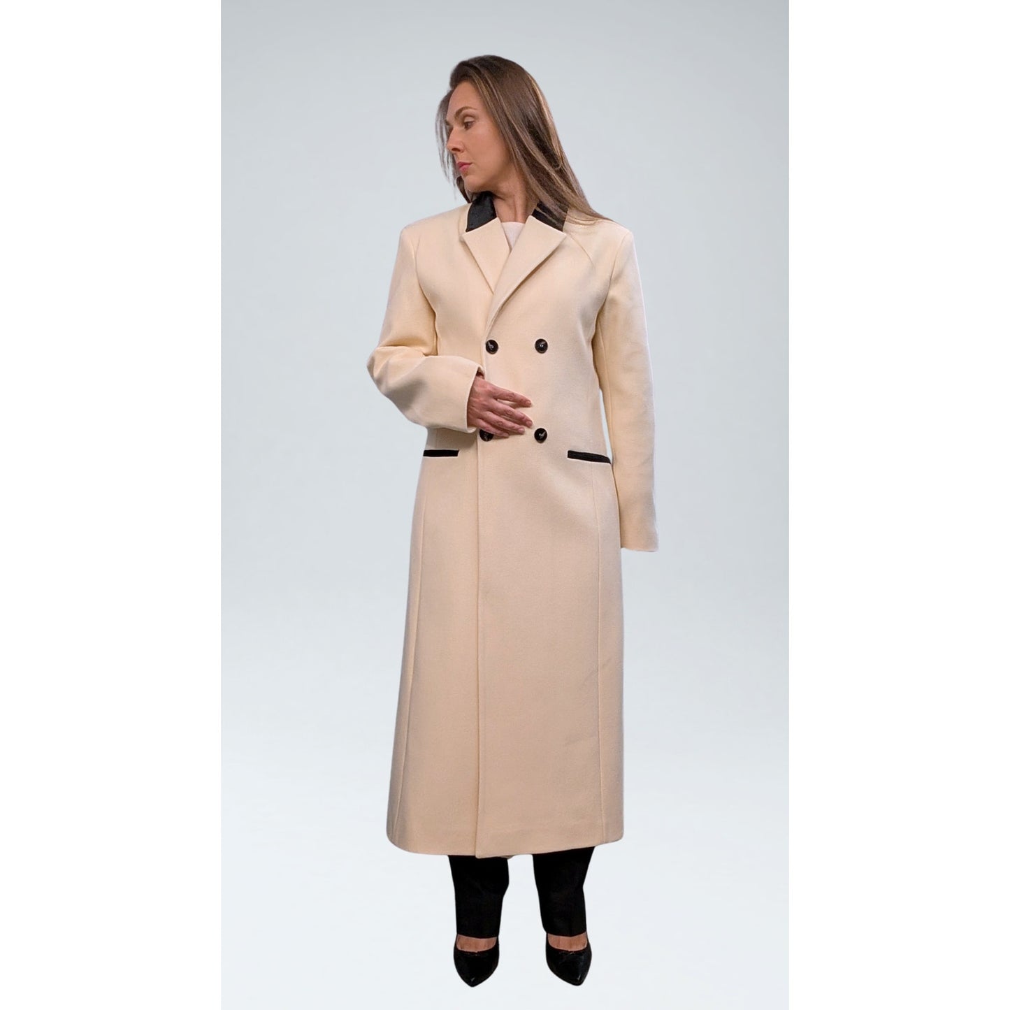 Vintage Cream Double-Breasted Wool Maxi Coat with Black Velvet Collar