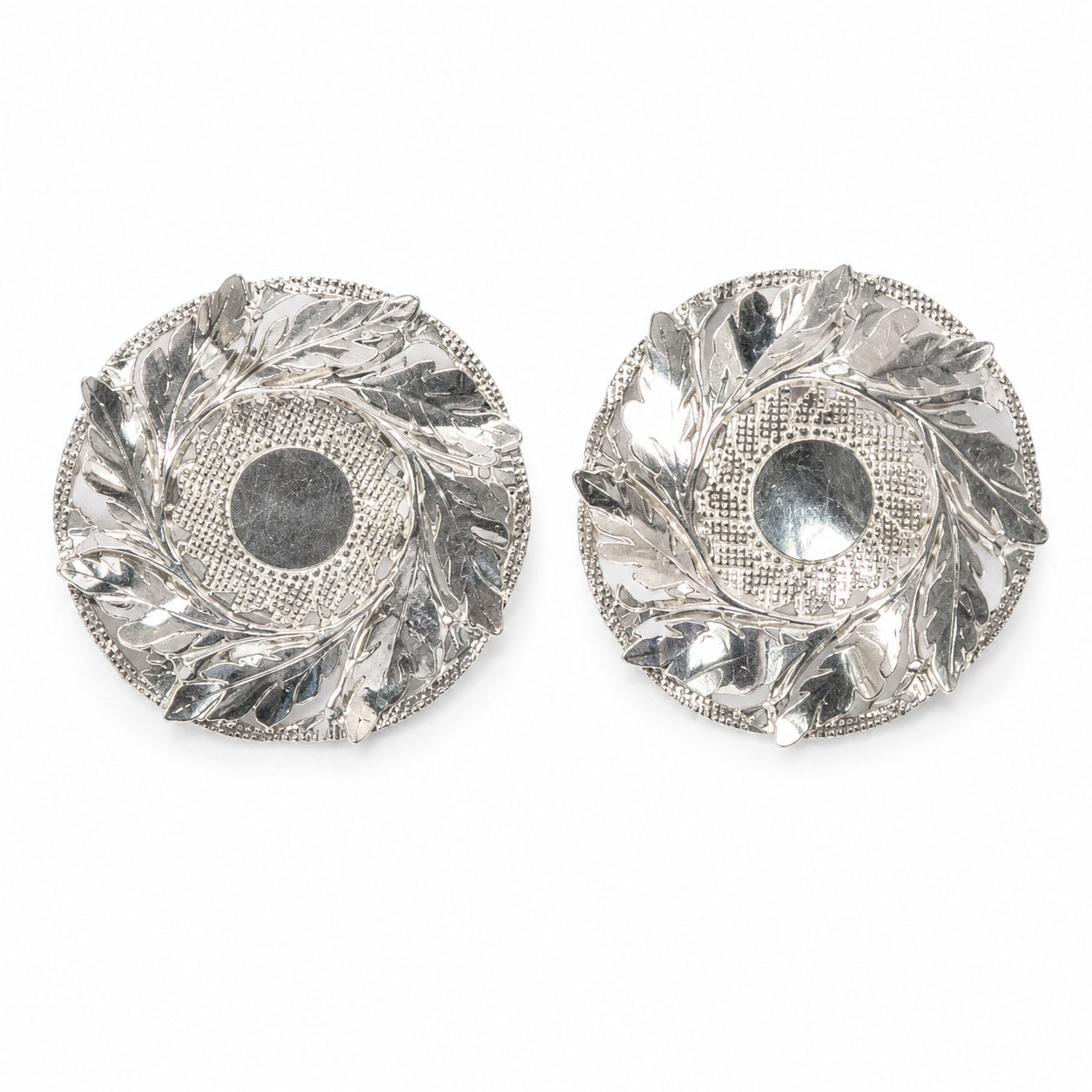 Vintage 925 Sterling Silver Openwork Leaf Disc Stud Earrings