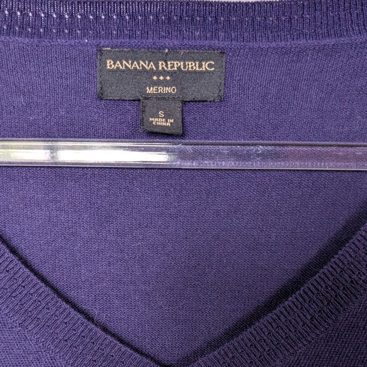Banana Republic 100% Extra Fine Merino Wool V-Neck Sweater, Purple, Size S