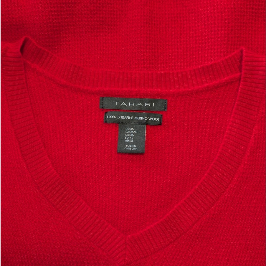 Tahari Red 100% Extra Fine Merino Wool V-Neck Sweater, Size XS