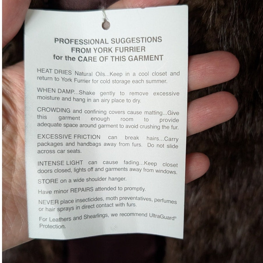 Andrew Marc Genuine Fur & Leather Vest – Believed Natural Beaver
