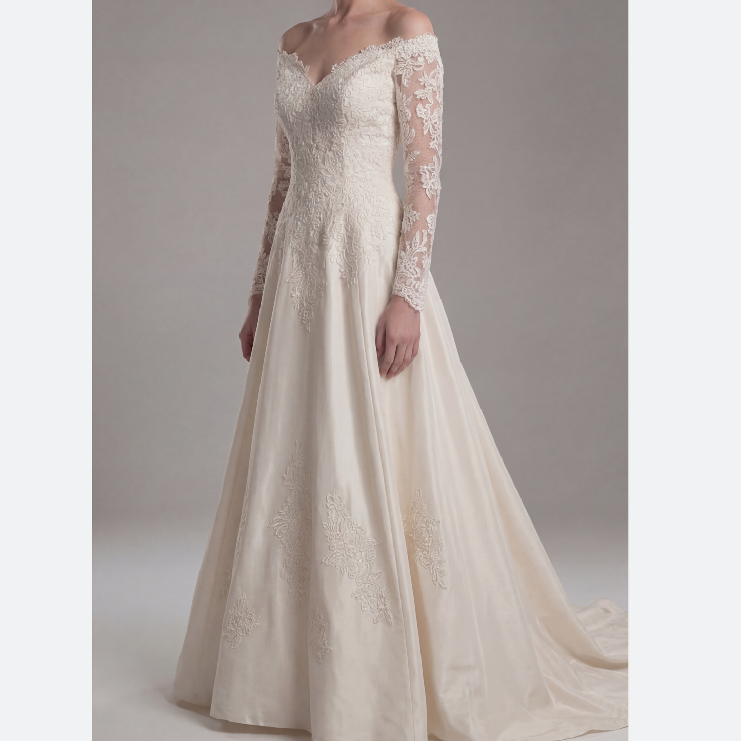 Mary’s Bridal Ivory Silk Wedding Dress Sweetheart Neckline Long Train