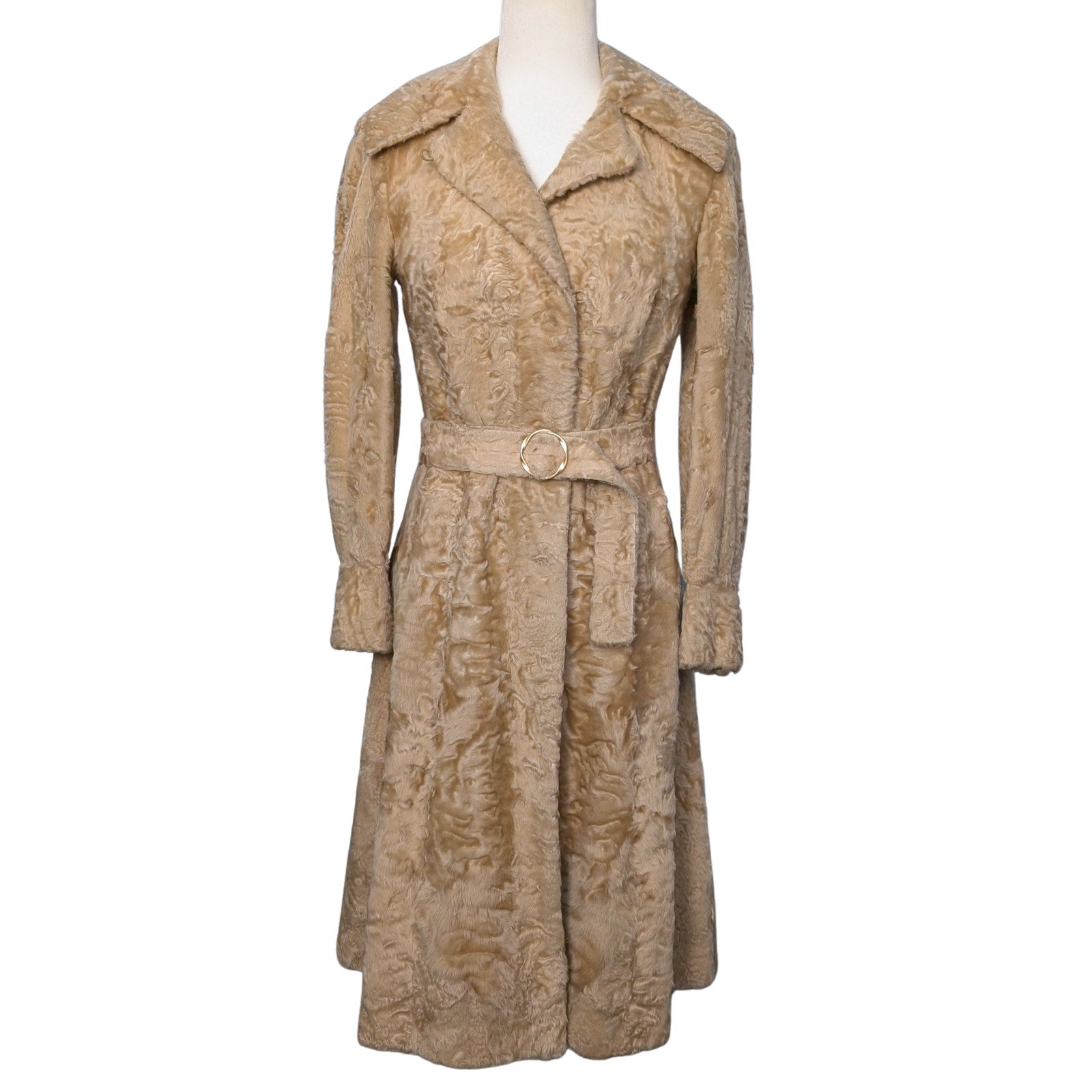 lamb shearing, tan coat, a-line coat, belted coat, vintage, minimalist, belted coat, mid-length coat, genuine fur, fur coat, furcoat, sand tan, beige, light, white fur