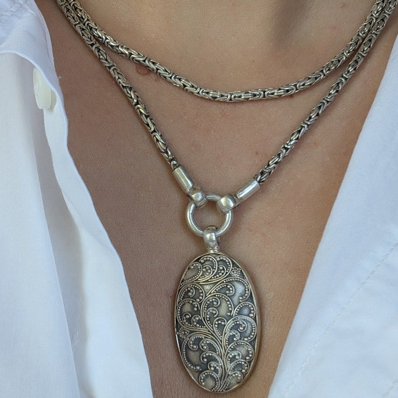 925 Sterling Silver Oval Filigree Pendant Necklace Long Vintage Style 17" Double Chain
