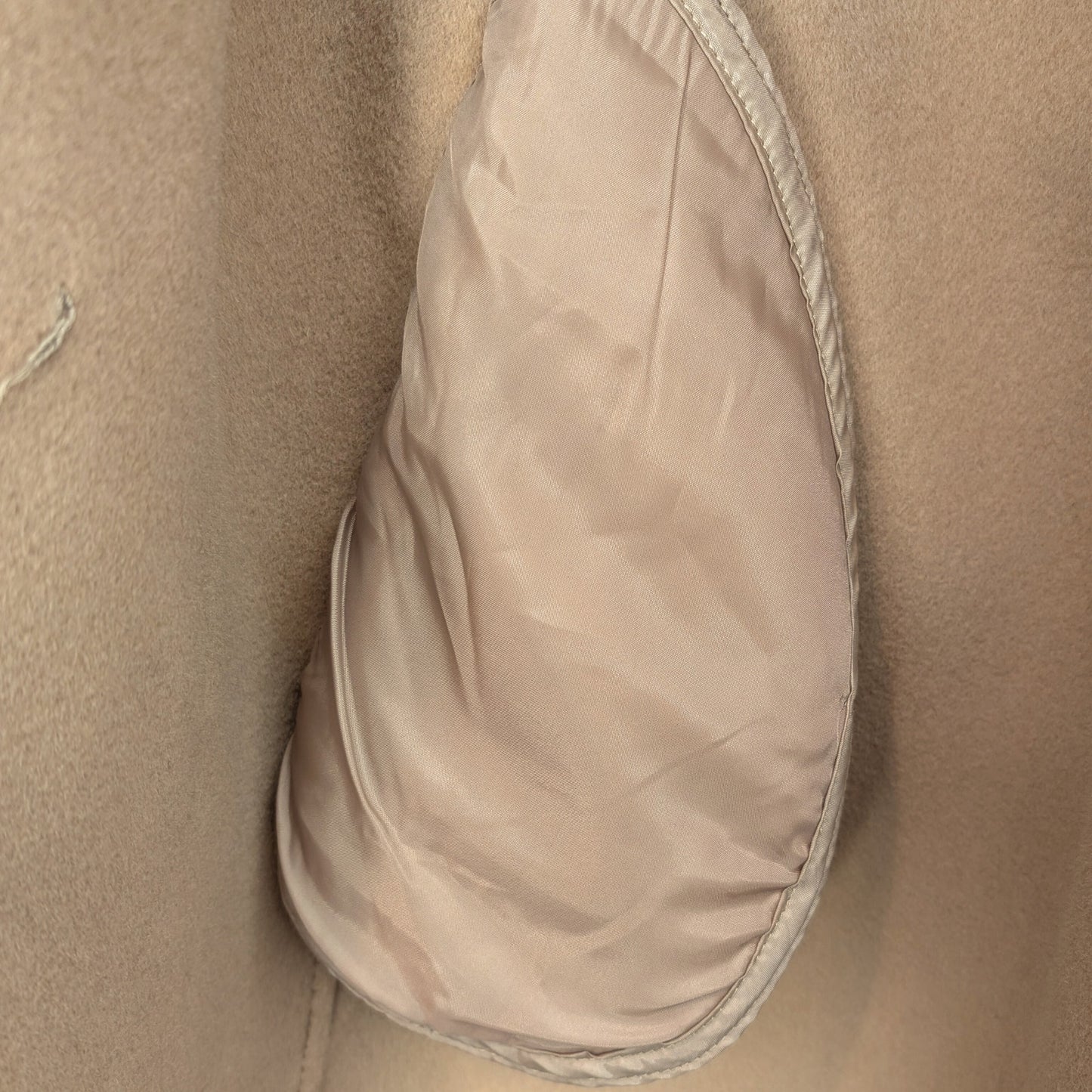 Pissenlit Camel Wool Cashmere Wrap Coat with Fox Fur Collar