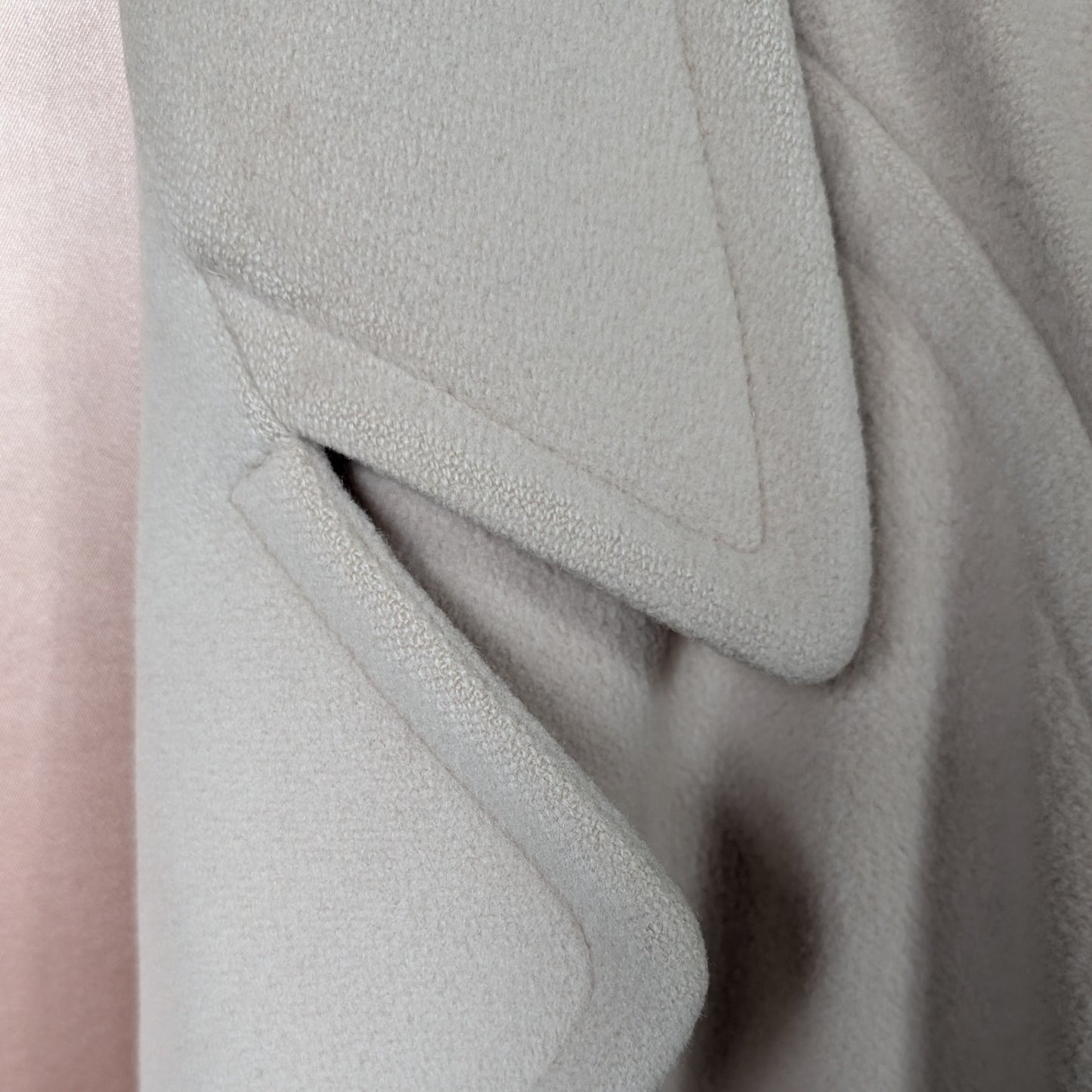 Neiman Marcus Regency 100% Cashmere Wrap Coat Beige