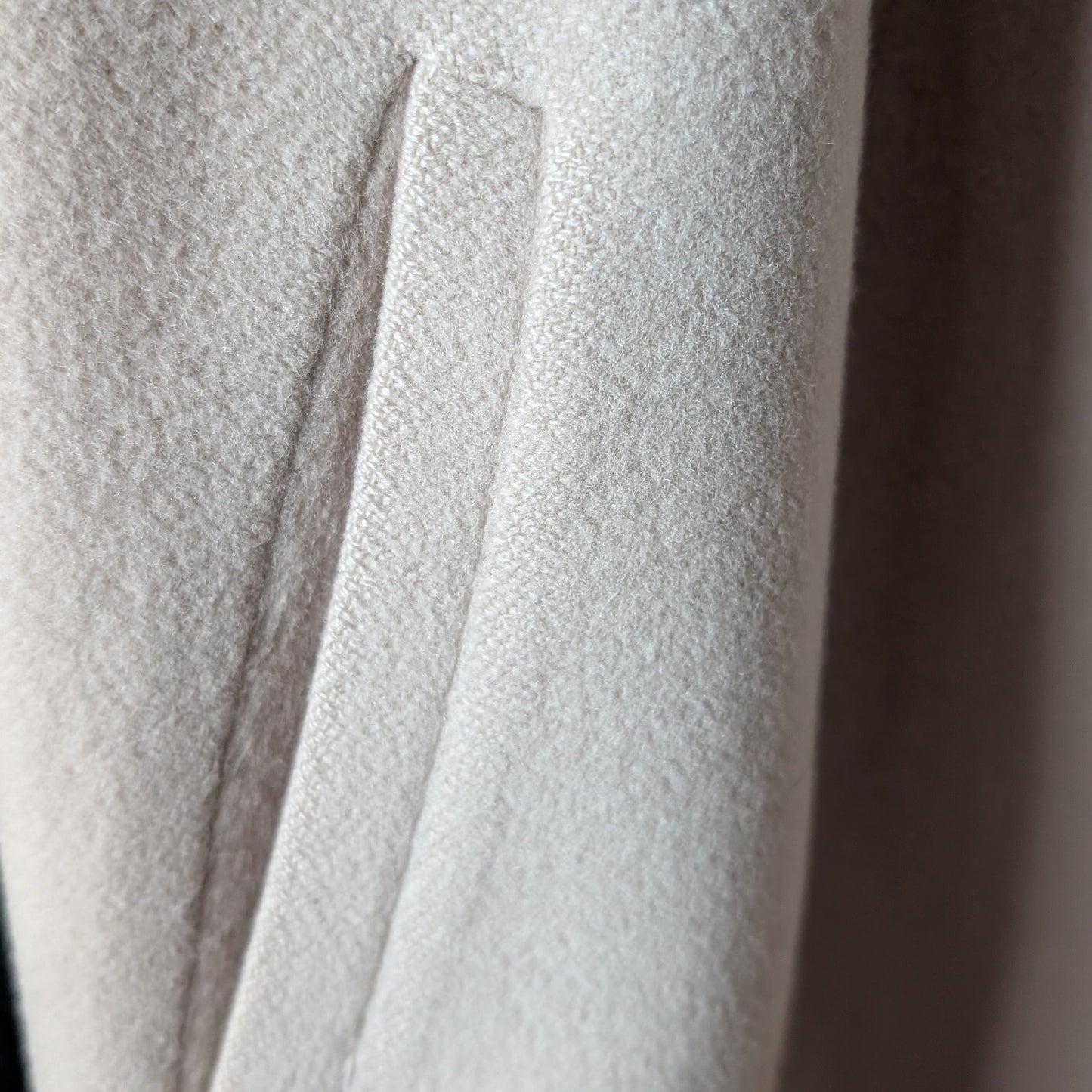 Neiman Marcus Regency 100% Cashmere Wrap Coat Beige